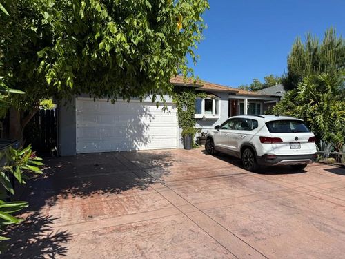 319 Azalia Dr, East Palo Alto, CA, 94303-2015 | Card Image