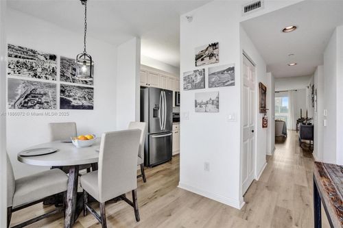 apt-307-7635 Southampton Ter, Tamarac, FL, 33321-9461 | Card Image