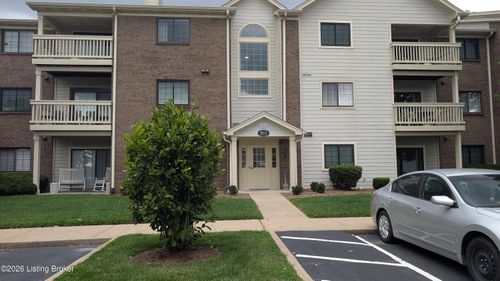 208-8415 Ambrosse Ln, Louisville, KY, 40299-7368 | Card Image