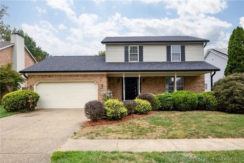 3121 Childers Dr, Jeffersonville, IN, 47130-8185 | Card Image