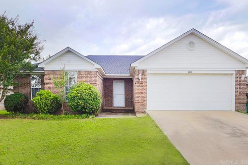 2850 Makenzie Dr, Conway, AR, 72034-8714 | Card Image