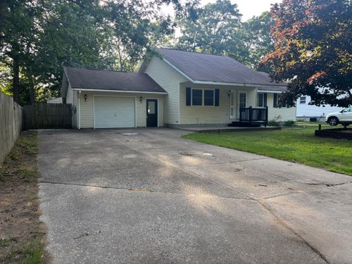 3171 Kooi St, Muskegon, MI, 49444-3271 | Card Image