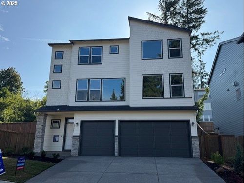 22987 Bland Cir, West Linn, OR, 97068-9217 | Card Image