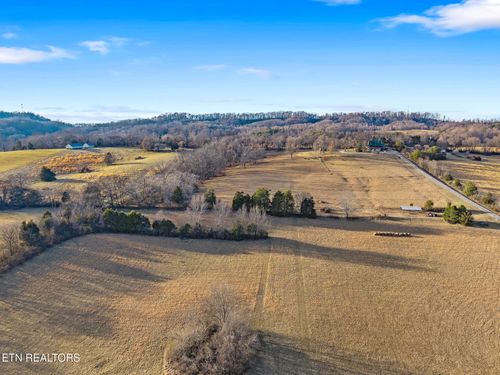 327 Thompson Rd, Madisonville, TN, 37354-6021 | Card Image