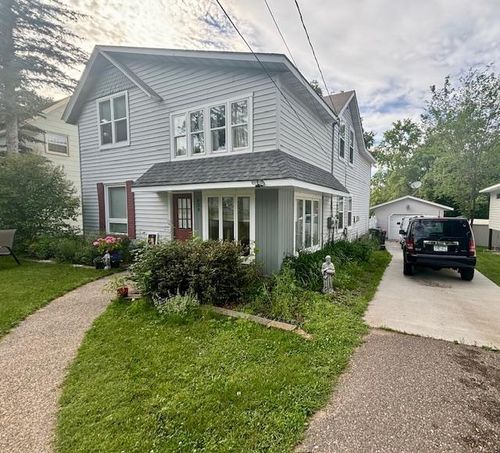 839 Bluff Ave, Brainerd, MN, 56401-2604 | Card Image