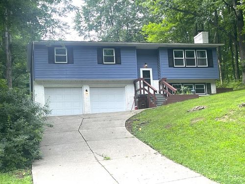 439 Grand Valley Dr, Howard, OH, 43028-9201 | Card Image