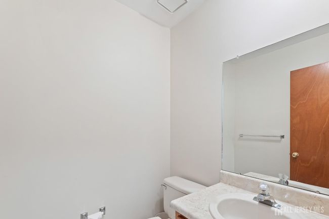 144 Goldmine Ln, Townhouse with 3 bedrooms, 4 bathrooms and null parking in Old Bridge NJ | Image 12