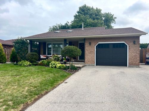 3933 Vineyard Cres, Vineland, ON, L0R2C0 | Card Image