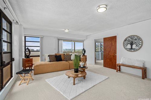 apt-601-3350 Sierra Dr, Honolulu, HI, 96816-3250 | Card Image
