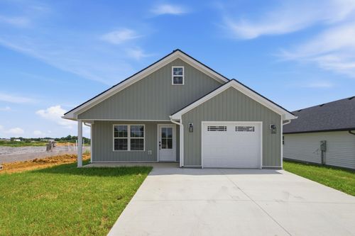 186 Charles Carr Dr, Harrodsburg, KY, 40330-1800 | Card Image