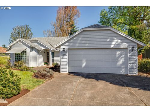 1360 N Locust St, Canby, OR, 97013-3153 | Card Image