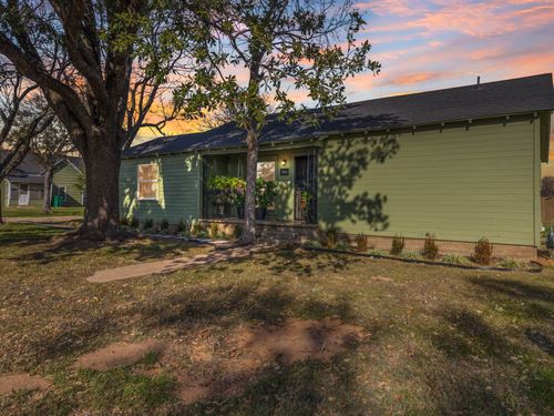 304 S 1st Street, Abbott, TX, 76621 | Card Image