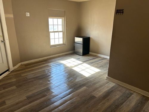 2-2070 N Us Highway 69, Denison, TX, 75020 | Card Image