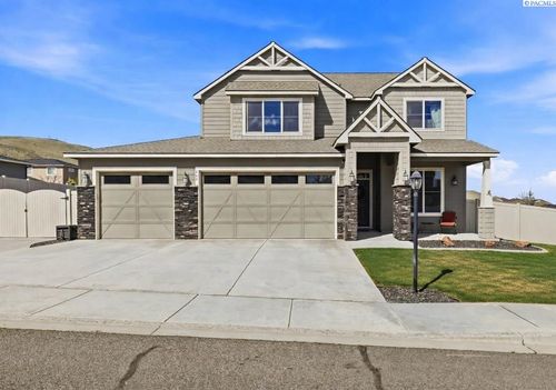 664 Punkie Ln, Richland, WA, 99352-9218 | Card Image