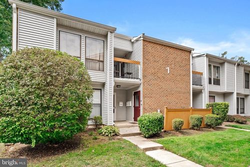 7 Dennison Dr, East Windsor, NJ, 08520-5307 | Card Image