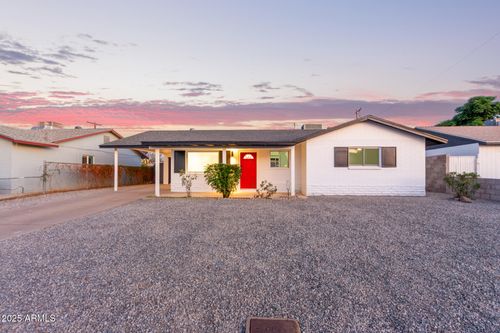 8147 W Clarendon Ave, Phoenix, AZ, 85033-3426 | Card Image