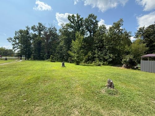 8096 Old Route 13, Marion, IL, 62959 | Card Image