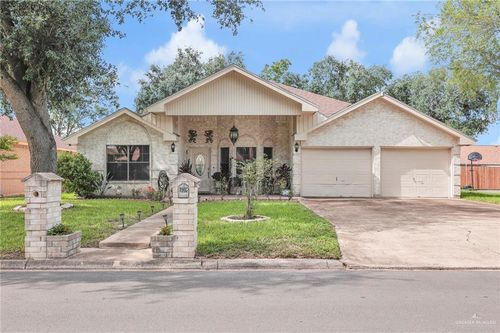1902 E 24th St, Mission, TX, 78574-7929 | Card Image