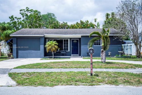6445 Funston St, Hollywood, FL, 33023-1705 | Card Image