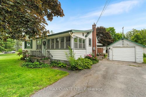 48 Paul St, Picton, ON, K0K2T0 | Card Image