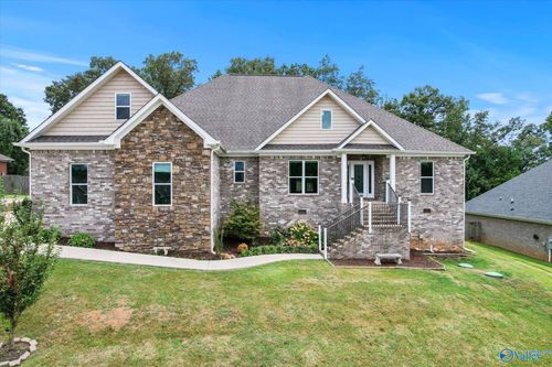 114 Tellico Ridge Rd, New Market, AL, 35761-7653 | Card Image