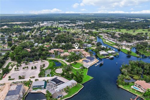 504-1637 Se Paradise Cir, Crystal River, FL, 34429-4617 | Card Image