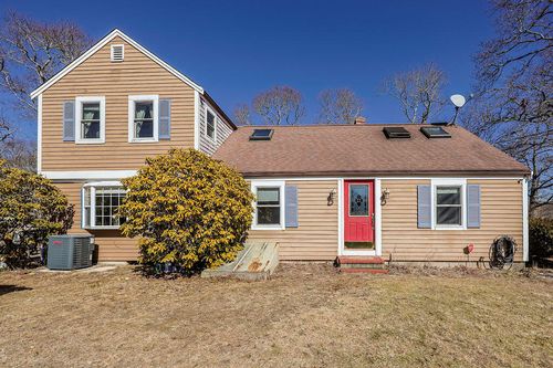 20 Sunset Ter, Hyannis, MA, 02601 | Card Image