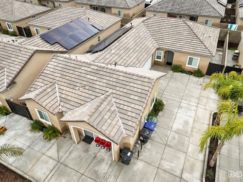 8607 Grandy St, Bakersfield, CA, 93314-7512 | Card Image