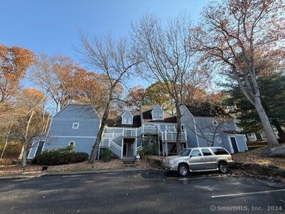 611 - 611 Old Pond Lane, Condo with 1 bedrooms, 1 bathrooms and null parking in Norwich CT | Image 1