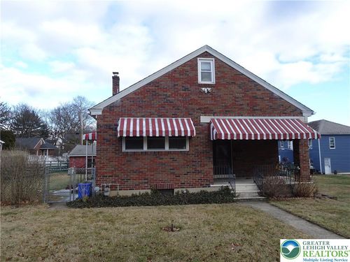 2012 Kemmerer St, BETHLEHEM, PA, 18017-4832 | Card Image