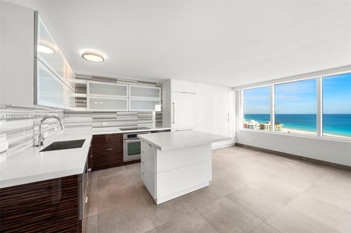 apt-2006-400 S Pointe Dr, Miami Beach, FL, 33139-7361 | Card Image