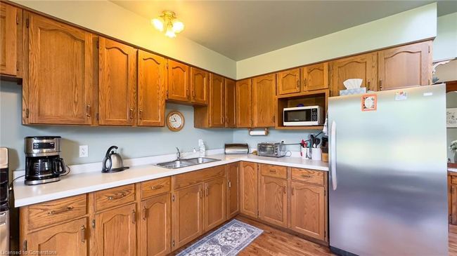 73034 Claudette Dr, House other with 3 bedrooms, 2 bathrooms and 1 parking in Zurich ON | Image 9