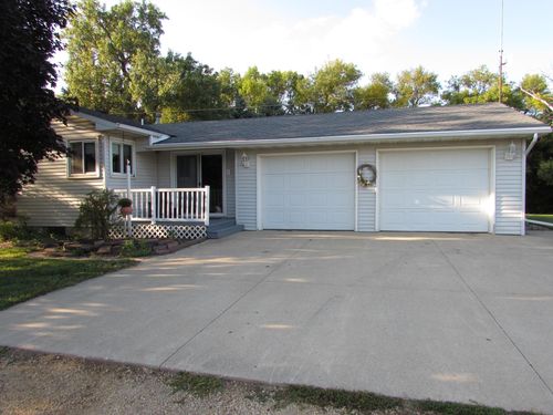 276 180th Ave, Fairmont, MN, 56031-5047 | Card Image
