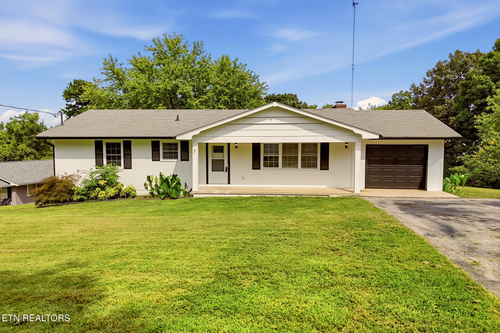 1214 Michaels Ln, Knoxville, TN, 37912-5503 | Card Image