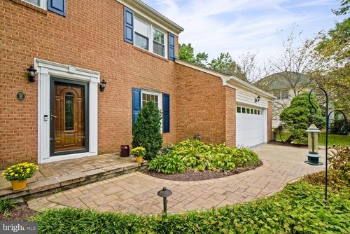 4217 Scotland Rd, ALEXANDRIA, VA, 22309-3058 | Card Image
