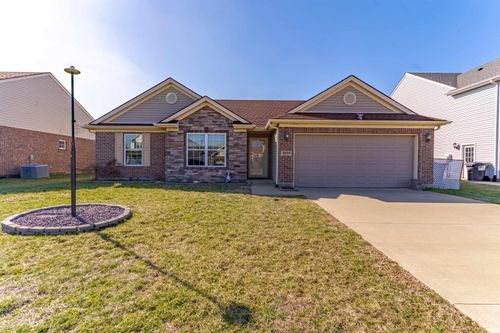 3055 Capstone Ct, Newburgh, IN, 47630-0102 | Card Image