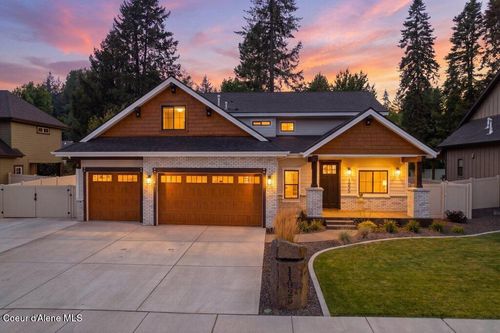 11925 N Rocking R Rd, Hayden, ID, 83835-8113 | Card Image