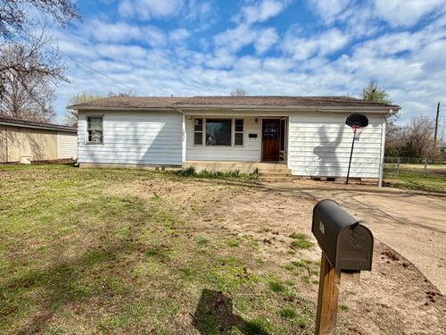 1057 7th St, West Plains, MO, 65775-2163 | Card Image