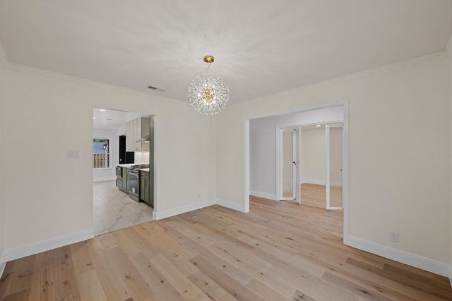 Formal Dining Room | Image 8