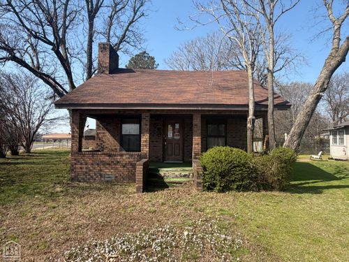 101 W Montgomery St, Walnut Ridge, AR, 72476-1646 | Card Image