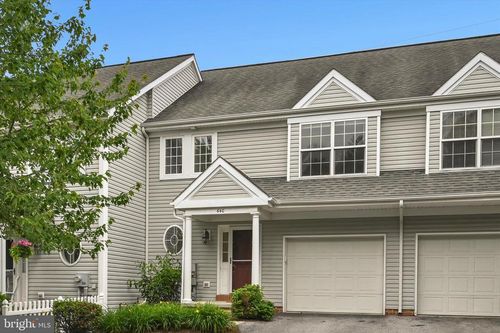 640 Courthouse Cir, LITITZ, PA, 17543-8028 | Card Image