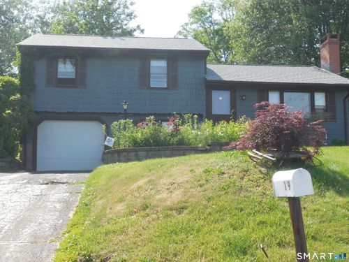 19 Winthrop Blvd, Cromwell, CT, 06416-1260 | Card Image
