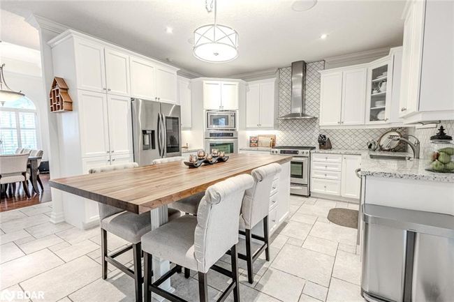 6 Collins Lane, House other with 6 bedrooms, 5 bathrooms and 9 parking in Minesing ON | Image 5