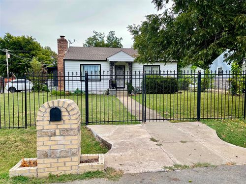 1649 Columbia Pl, Tulsa, OK, 74110-2619 | Card Image