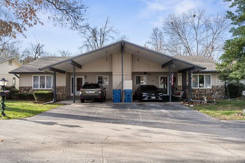 5 Maple Ct, Branson, MO, 65616-2013 | Card Image