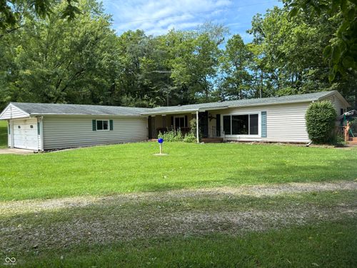 11497 N State Road 9, Fountaintown, IN, 46130-9704 | Card Image