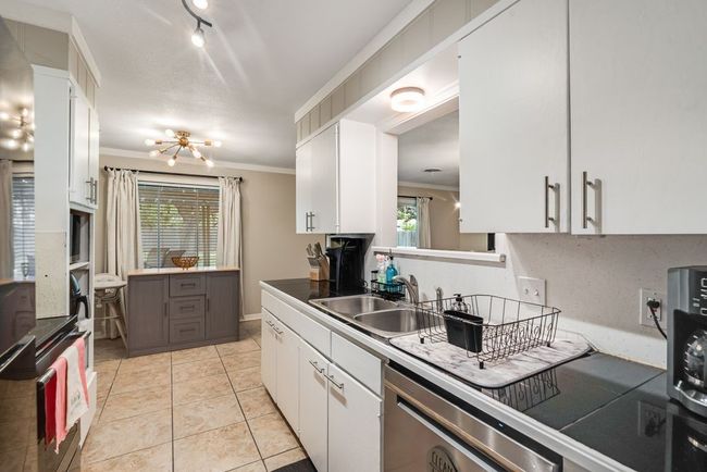 2003 Cypress St, House other with 3 bedrooms, 2 bathrooms and null parking in Gainesville TX | Image 15