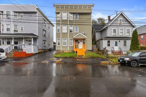 205 Smith St, Bridgeport, CT, 06607-2220 | Card Image