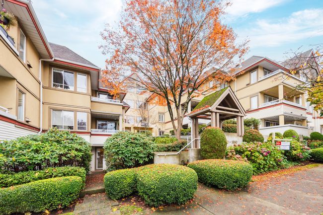102 - 1860 W 6 Th Ave, Townhouse with 2 bedrooms, 1 bathrooms and 1 parking in Vancouver BC | Image 32