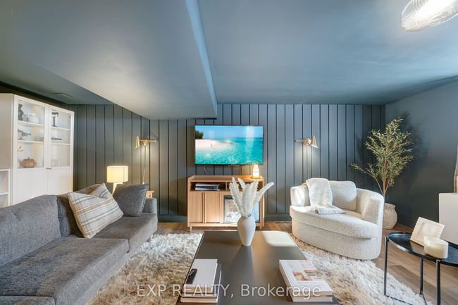 4652 Queensway Gdns, House other with 3 bedrooms, 2 bathrooms and 2 parking in Niagara Falls ON | Image 28